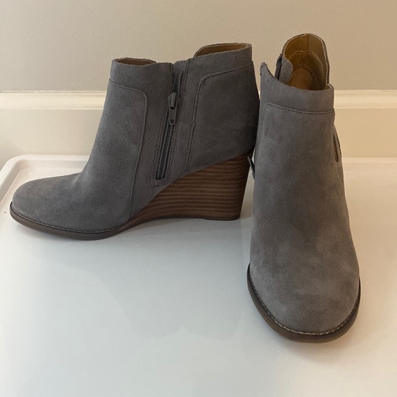 Lucky Brand Wedge Bootie - Picture 1 of 2